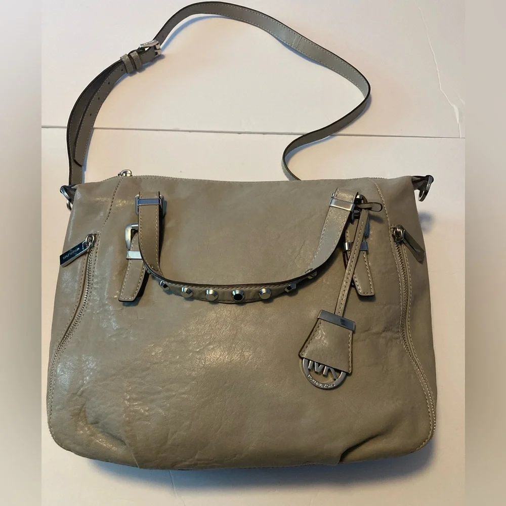 Michael Kors Gray leather bag with studded handles and Shoulder strap